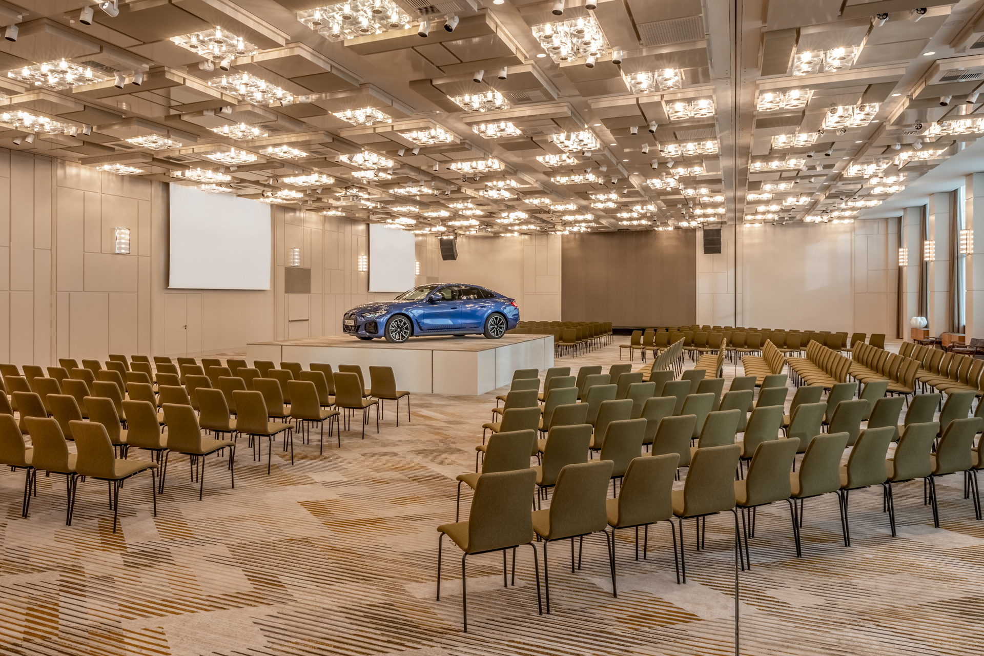 Conference Ballroom 07